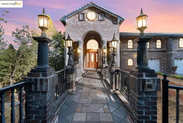 23955 Cedar Hill, Mi Wuk Village, CA 95383