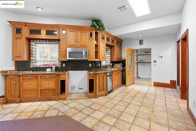 23955 Cedar Hill, Mi Wuk Village, CA 95383