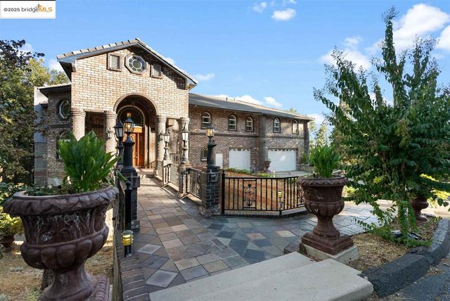 23955 Cedar Hill, Mi Wuk Village, CA 95383