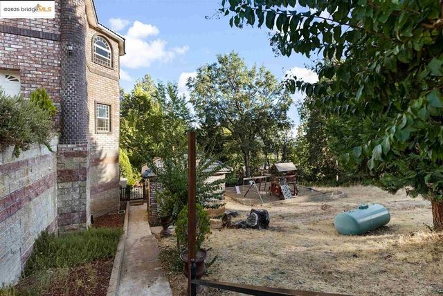 23955 Cedar Hill, Mi Wuk Village, CA 95383