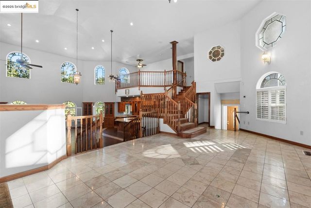 23955 Cedar Hill, Mi Wuk Village, CA 95383