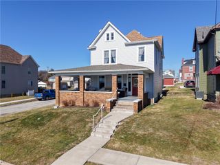 514 Eleanor Ave, Scottdale, PA 15683