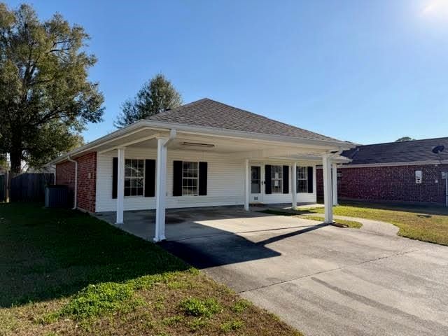248 T Leigh Drive, Houma, LA 70364