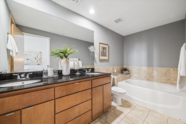 1312 Live Oak Street 104, Houston, TX 77003