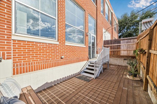 1312 Live Oak Street 104, Houston, TX 77003