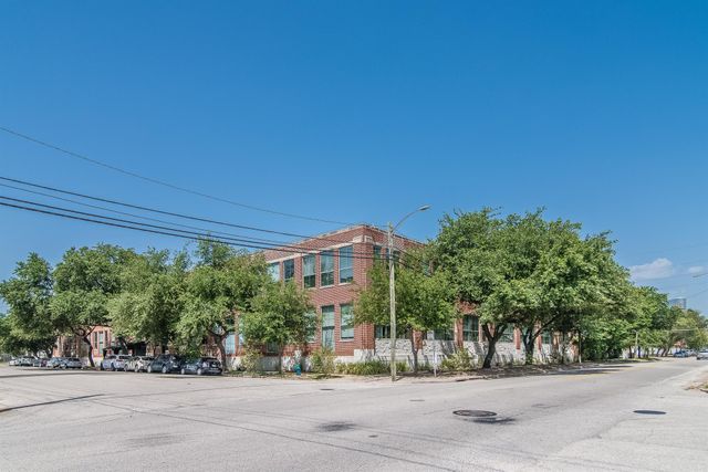 1312 Live Oak Street 104, Houston, TX 77003