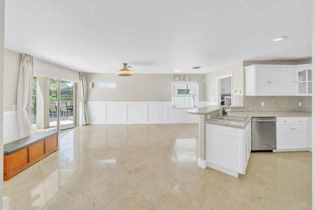 5921 NW 59TH Avenue, Parkland, FL 33067