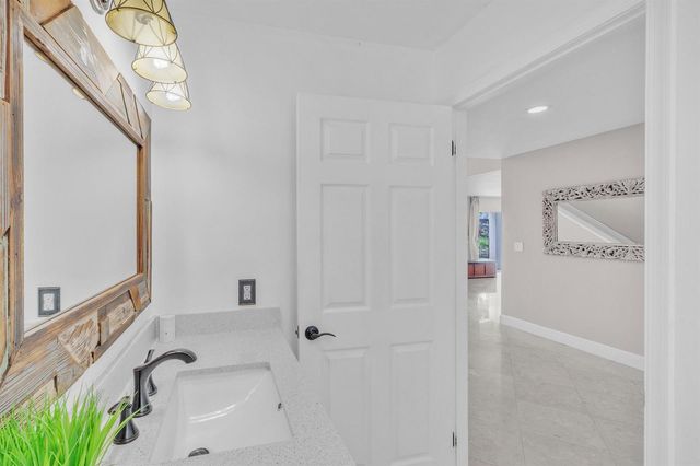 5921 NW 59TH Avenue, Parkland, FL 33067
