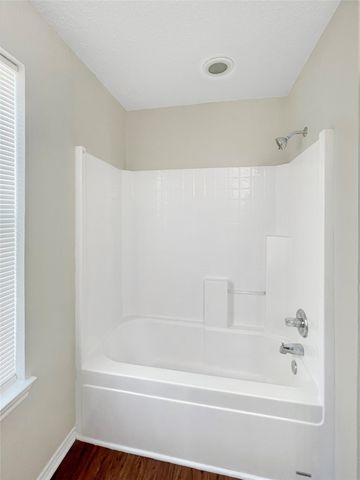 303 Quail Meadows Lane, Arlington, TX 76002