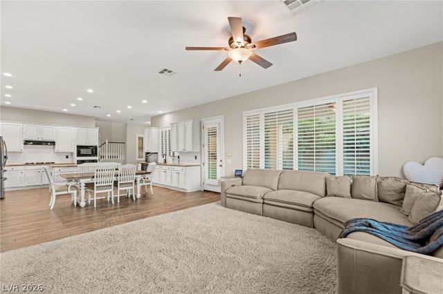 25 Kittansett Loop, Henderson, NV 89052