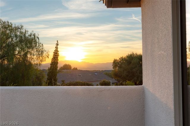 25 Kittansett Loop, Henderson, NV 89052