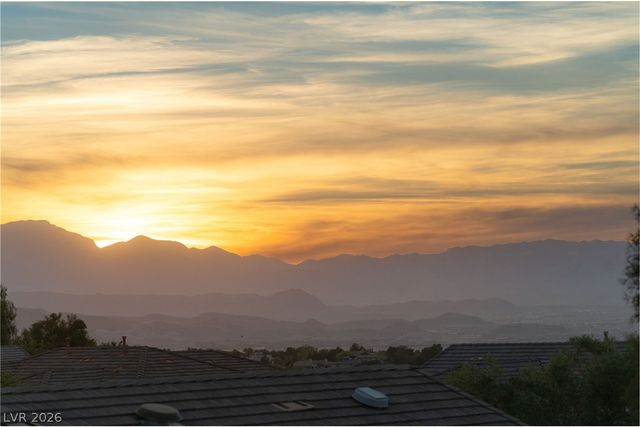 25 Kittansett Loop, Henderson, NV 89052