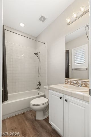 25 Kittansett Loop, Henderson, NV 89052