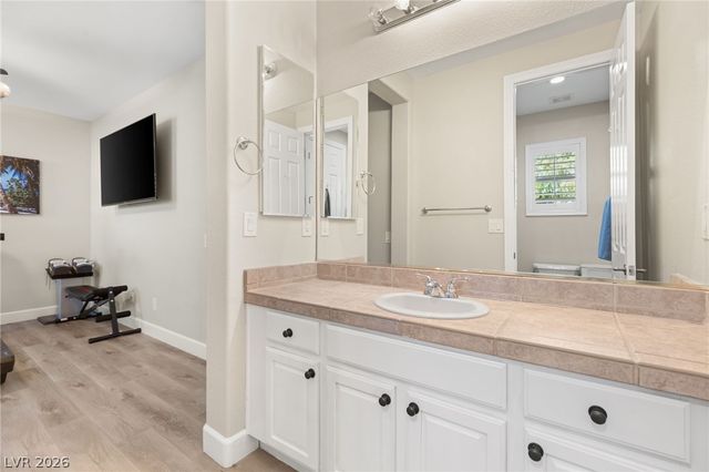 25 Kittansett Loop, Henderson, NV 89052