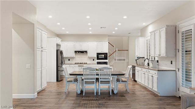 25 Kittansett Loop, Henderson, NV 89052