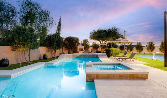 25 Kittansett Loop, Henderson, NV 89052