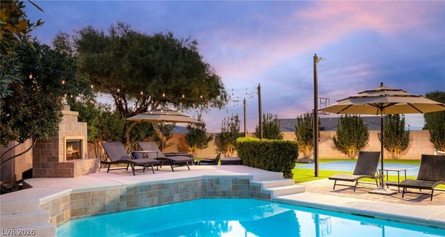 25 Kittansett Loop, Henderson, NV 89052