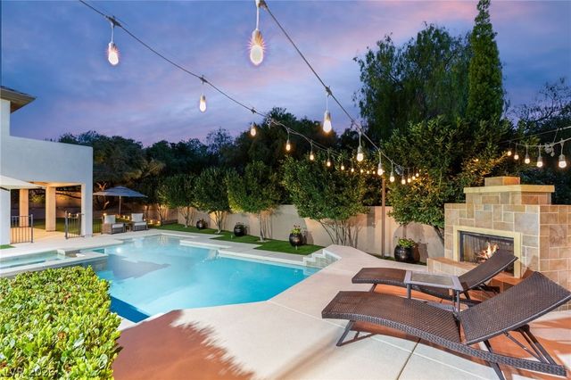 25 Kittansett Loop, Henderson, NV 89052