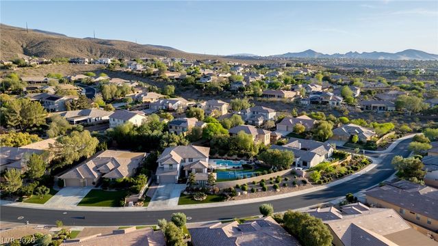 25 Kittansett Loop, Henderson, NV 89052