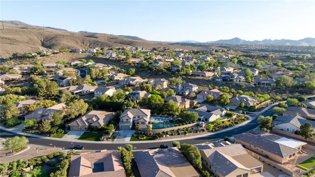 25 Kittansett Loop, Henderson, NV 89052