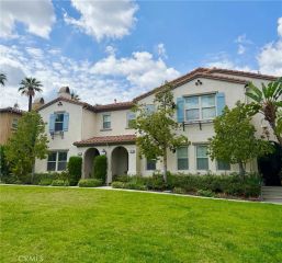 951 N Sunrise Lane B, Azusa, CA 91702