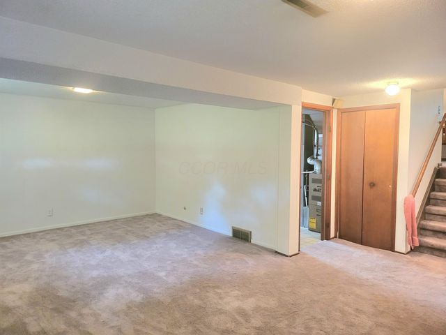 5230 Hacket Drive, Columbus, OH 43232