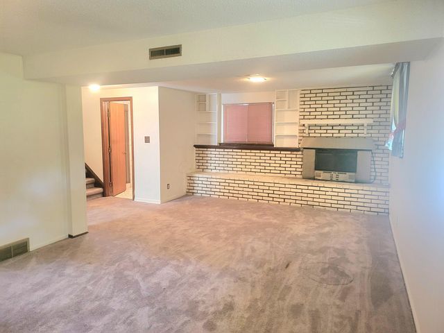 5230 Hacket Drive, Columbus, OH 43232