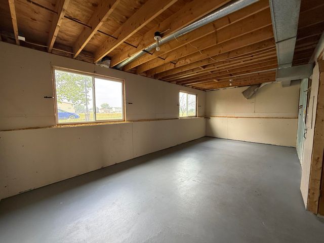 1804 14th Ave, Williston, ND 58801