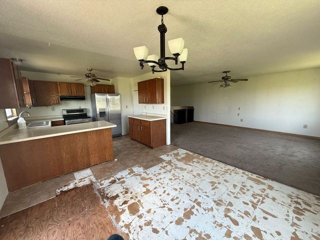 1804 14th Ave, Williston, ND 58801