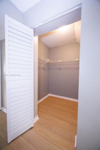 14920 SW 82nd Ln 12-104, Miami, FL 33193