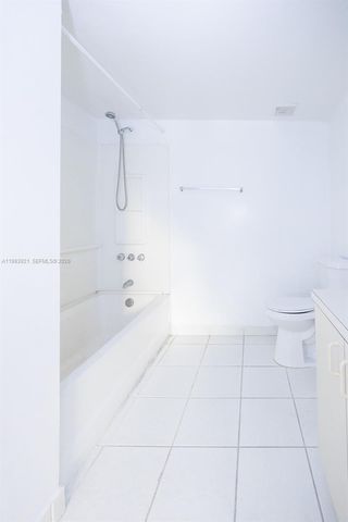 14920 SW 82nd Ln 12-104, Miami, FL 33193