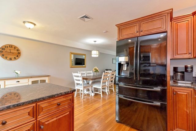 28 Richardson St 1, Wakefield, MA 01880