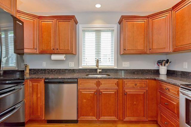 28 Richardson St 1, Wakefield, MA 01880