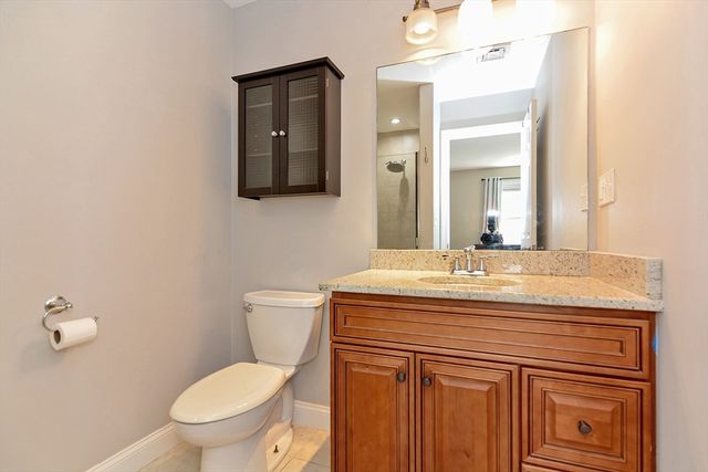 28 Richardson St 1, Wakefield, MA 01880