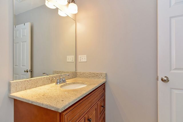 28 Richardson St 1, Wakefield, MA 01880