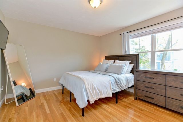 28 Richardson St 1, Wakefield, MA 01880