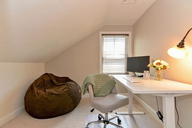 28 Richardson St 1, Wakefield, MA 01880