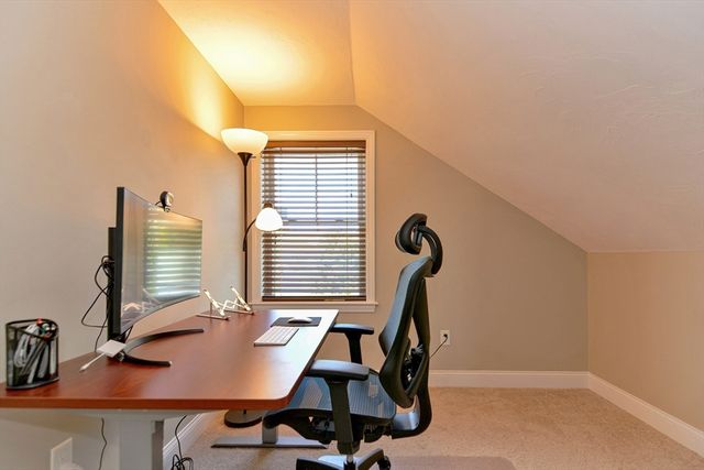 28 Richardson St 1, Wakefield, MA 01880