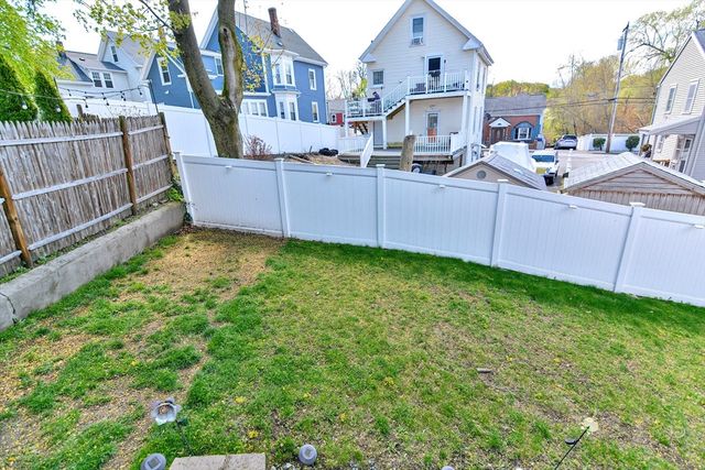 28 Richardson St 1, Wakefield, MA 01880