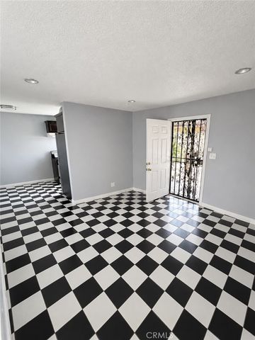 35 W Washington, Pasadena, CA 91103