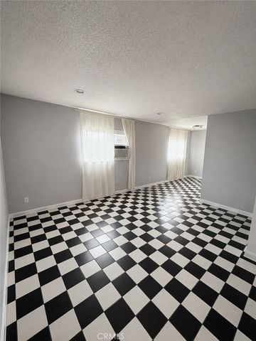 35 W Washington, Pasadena, CA 91103