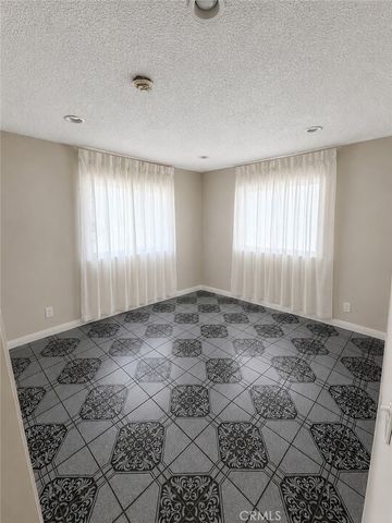 35 W Washington, Pasadena, CA 91103