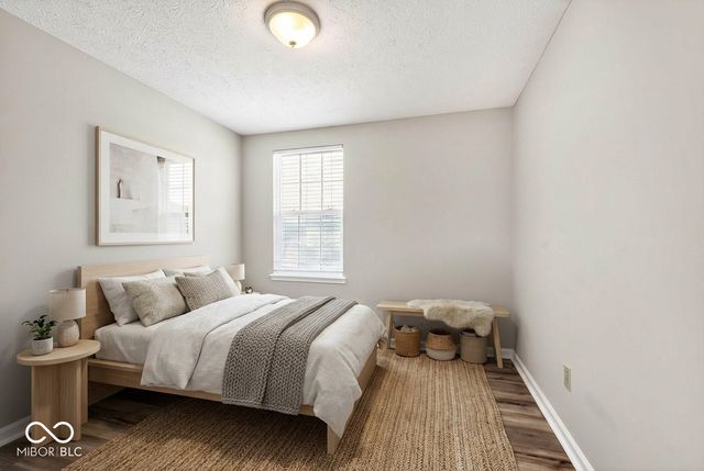 10705 Snowdrop Way, Indianapolis, IN 46235