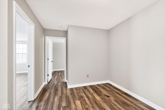 10705 Snowdrop Way, Indianapolis, IN 46235