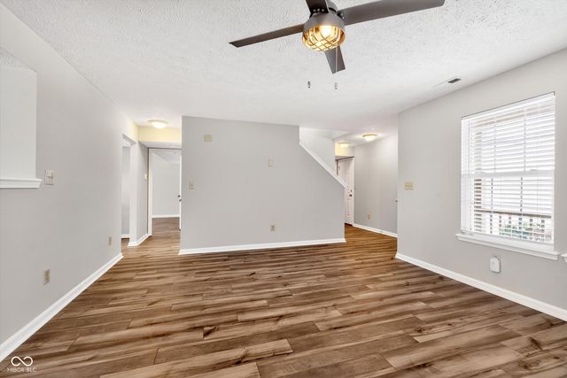 10705 Snowdrop Way, Indianapolis, IN 46235