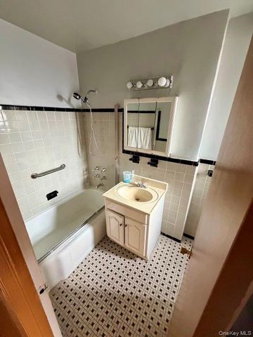 3727 86TH STREET 4A, Jackson Heights, NY 11372