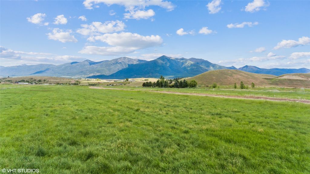 1 and 2A Comstock Lane, Eureka, MT 59917 photo 2