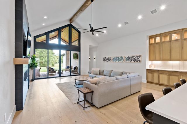 2209 Joe Will Drive, College Station, TX 77845