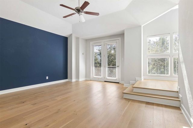2811 Clay Street, Houston, TX 77003