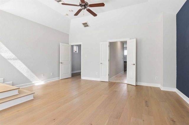 2811 Clay Street, Houston, TX 77003